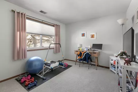 Other - 305 Walters Ln #2B, Itasca, IL 60143 photo 2 of 5