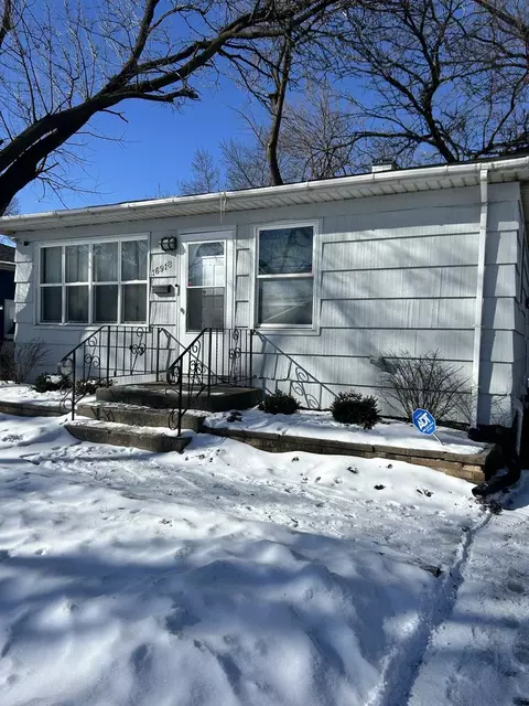 16918 Annetta Ave, Hazel Crest, IL 60429