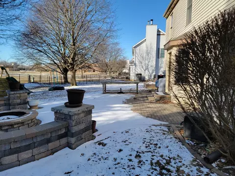 1203 Hanson Dr, Normal, IL 61761 photo 4