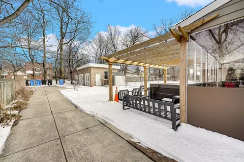 Exterior - 11313 S Bell Ave, Chicago, IL 60643 photo 6 of 7