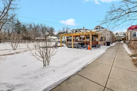 Exterior - 11313 S Bell Ave, Chicago, IL 60643 photo 7 of 7