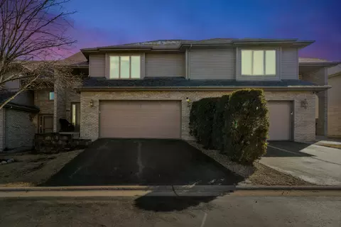 16709 Trail View Ct, Tinley Park, IL 60477