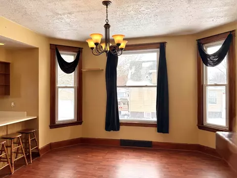 301 E Van Buren St, Ohio, IL 61349 photo 11