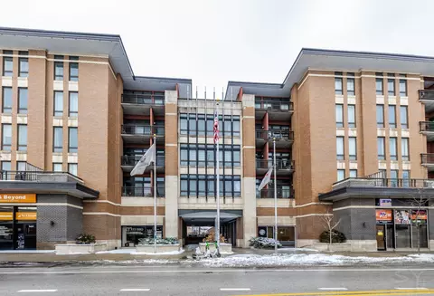 3450 S Halsted St #517, Chicago, IL 60608