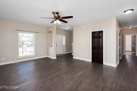 6304 Clifton Ct, Plainfield, IL 60586 photo 2