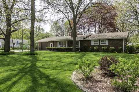 442 Russell Ave, Winthrop Harbor, IL 60096