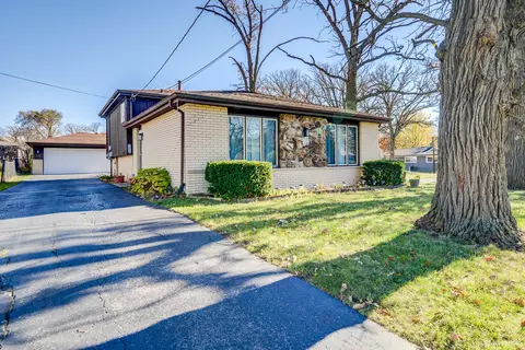 16129 Lorel Ave S, Oak Forest, IL 60452