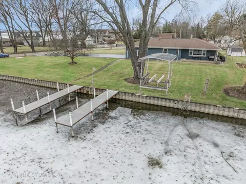 View/Area - 37023 N Stanton Point Rd, Ingleside, IL 60041 photo 1 of 12