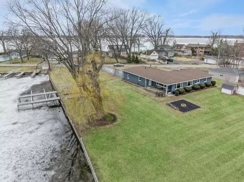 View/Area - 37023 N Stanton Point Rd, Ingleside, IL 60041 photo 2 of 12