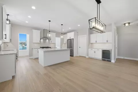 Kitchen - 270 Aspen Dr, Beecher, IL 60401 photo 1 of 3