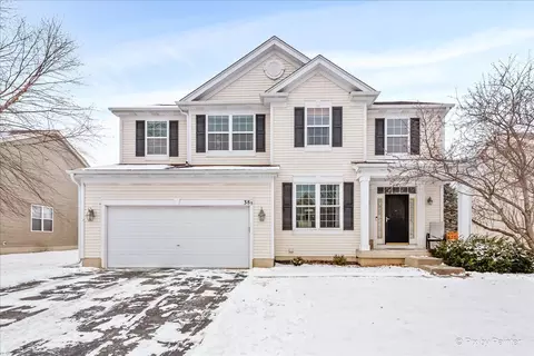 38 Augusta Dr, Gilberts, IL 60136