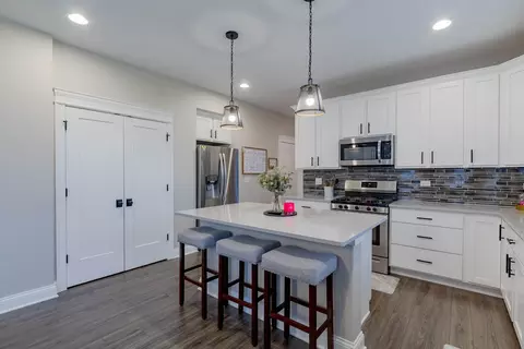 16307 S Harmon Ln, Plainfield, IL 60586 photo 9