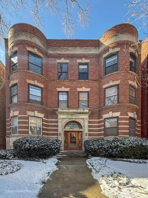 5216 S Dorchester Ave #3, Chicago, IL 60615