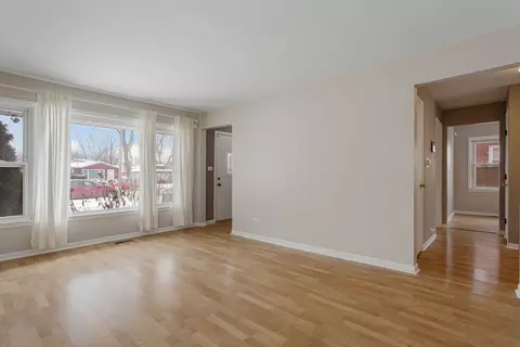 844 S Spring Rd, Elmhurst, IL 60126 photo 17