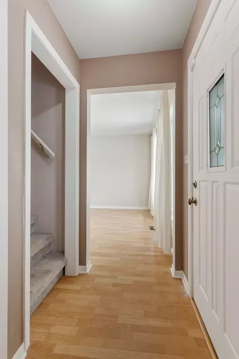 844 S Spring Rd, Elmhurst, IL 60126 photo 13