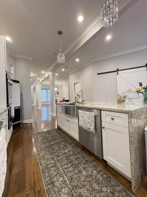 Kitchen - 4620 S Evans Ave, Chicago, IL 60653 photo 3 of 4