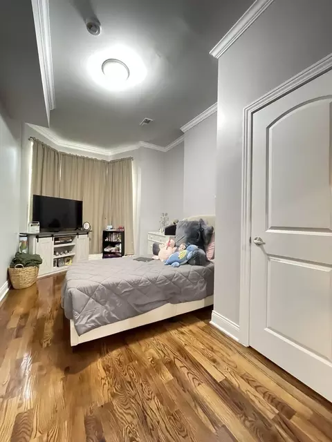 Bedroom - 4620 S Evans Ave, Chicago, IL 60653 photo 1 of 1