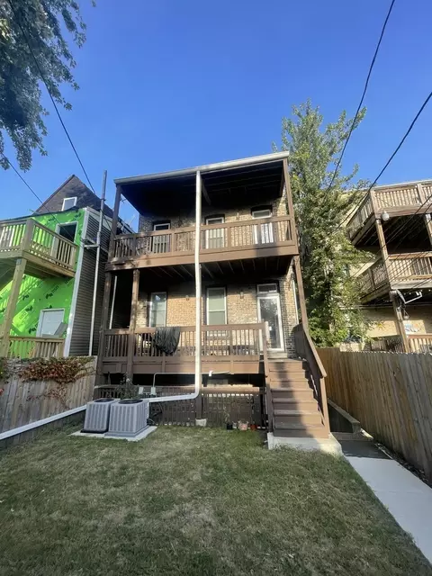 Exterior - 4620 S Evans Ave, Chicago, IL 60653 photo 2 of 4