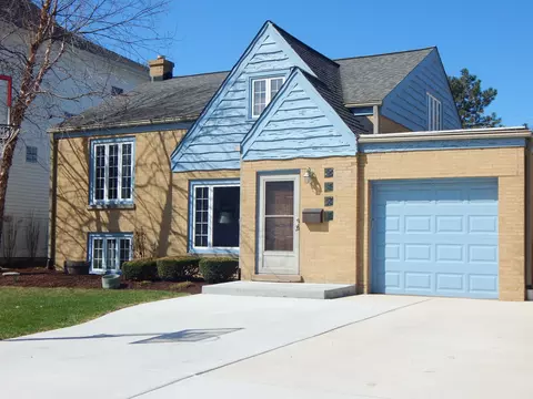 624 S Catherine Ave, La Grange, IL 60525
