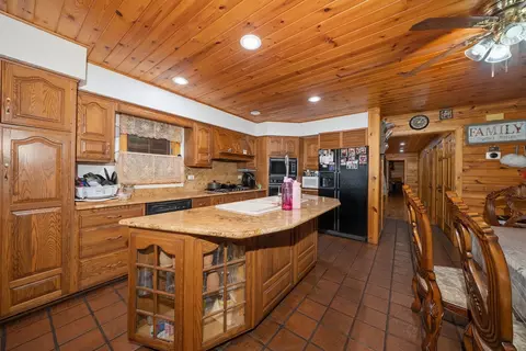 Kitchen - 1131 E Bemes Rd, Crete, IL 60417 photo 2 of 4