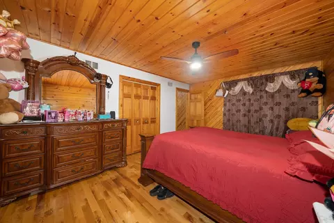 Bedroom - 1131 E Bemes Rd, Crete, IL 60417 photo 2 of 6