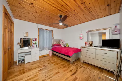 Bedroom - 1131 E Bemes Rd, Crete, IL 60417 photo 5 of 6