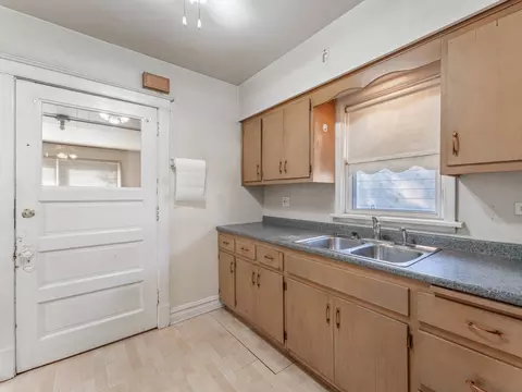 1401 171st St, Hazel Crest, IL 60429 photo 11
