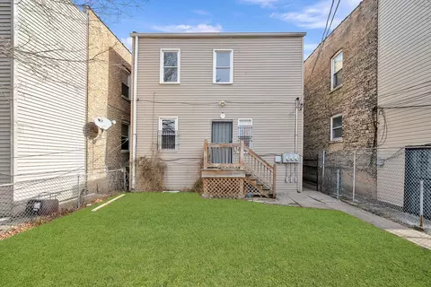 Exterior - 6216 S Artesian Ave, Chicago, IL 60629 photo 4 of 5