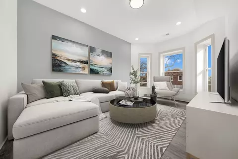 Living - 6216 S Artesian Ave, Chicago, IL 60629 photo 6 of 8