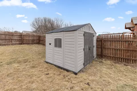 Exterior - 622 Berglund Rd, Pecatonica, IL 61063 photo 5 of 6