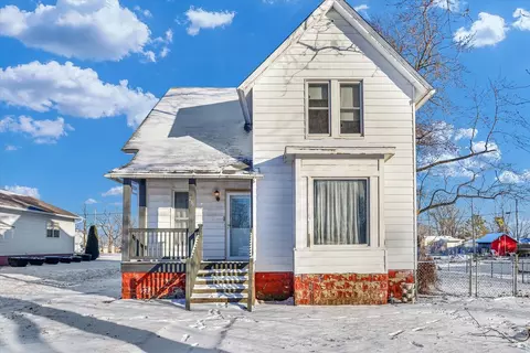 211 N Poplar St, Loda, IL 60948