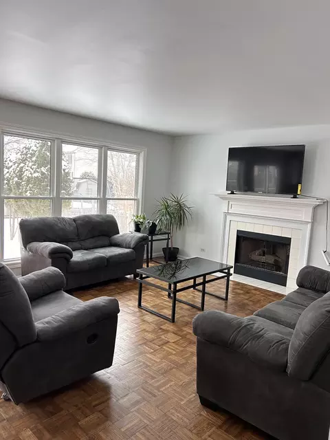 Living - 1100 Deep Woods Dr, Elgin, IL 60120 photo 1 of 1