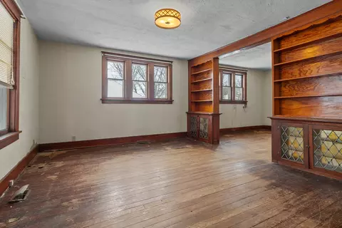 235 S 3rd St, Capron, IL 61012 photo 10