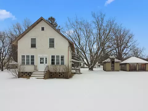 235 S 3rd St, Capron, IL 61012 photo 6