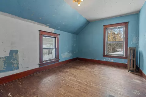 235 S 3rd St, Capron, IL 61012 photo 17