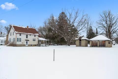 235 S 3rd St, Capron, IL 61012 photo 2