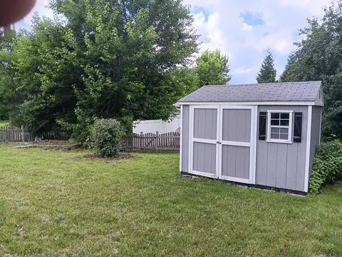 Exterior - 1024 Confederation Dr, Bartlett, IL 60103 photo 7 of 7