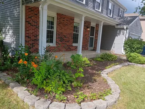 Exterior - 1024 Confederation Dr, Bartlett, IL 60103 photo 3 of 7