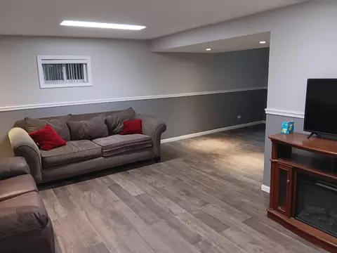 Other - 1024 Confederation Dr, Bartlett, IL 60103 photo 5 of 10
