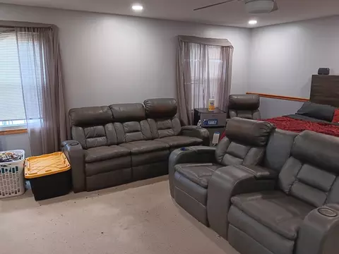 Other - 1024 Confederation Dr, Bartlett, IL 60103 photo 2 of 10
