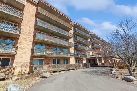 502 Redondo Dr #209, Downers Grove, IL 60516