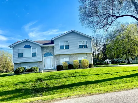 3469 W 155th St, Markham, IL 60428