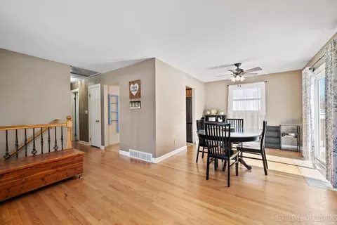 502 Webster St, Batavia, IL 60510 photo 4