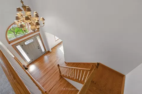Entry Way - 2503 Brookridge Dr, Plainfield, IL 60586 photo 2 of 3