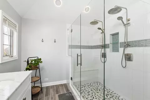 Bath - 2503 Brookridge Dr, Plainfield, IL 60586 photo 3 of 5