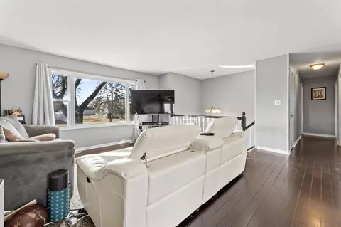 4504 W Ramble Rd, Mchenry, IL 60050 photo 4