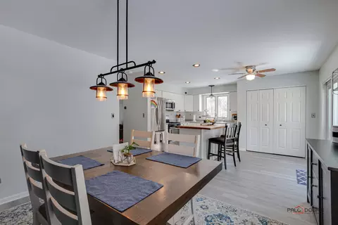 Dining - 5103 Palm St, Mchenry, IL 60051 photo 3 of 3