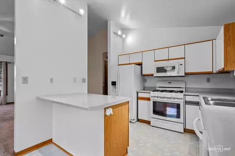 9 N427 Tamara Dr, Elgin, IL 60124 photo 8