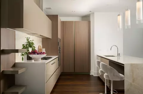 Kitchen - 363 E Wacker Dr #2107, Chicago, IL 60601 photo 1 of 2
