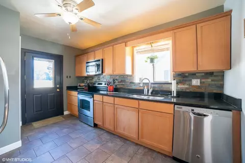 3258 Ann St, Lansing, IL 60438 photo 8